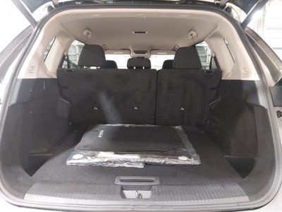 2025 Nissan Rogue - Photo 11