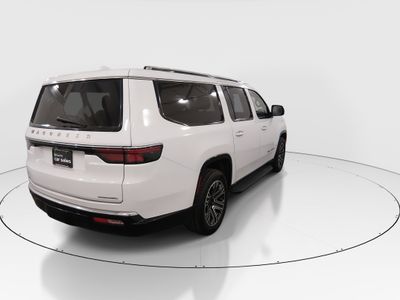 2023 Jeep Wagoneer L — photo 7 view