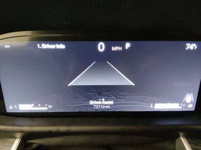 2023 Jeep Wagoneer L — photo 14 view