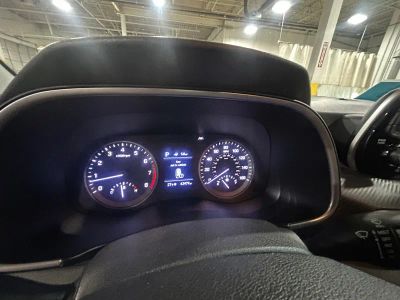2020 Hyundai Tucson — photo 10 view