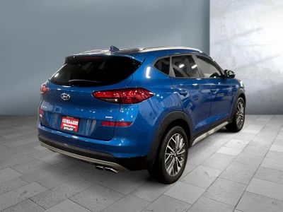 2020 Hyundai Tucson — engine compartment view