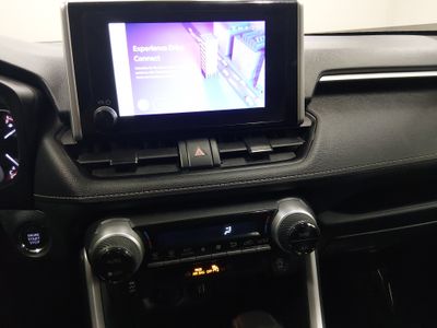 2024 Toyota RAV4 - Photo 13