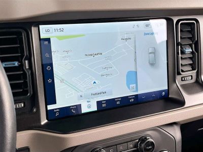 2022 Ford Bronco — photo 13 view