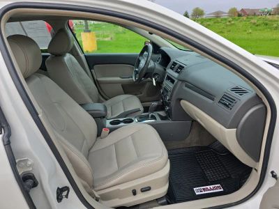 2011 Ford Fusion — photo 15 view