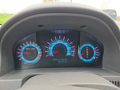2011 Ford Fusion — photo 10 view
