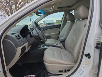 2011 Ford Fusion — photo 9 view
