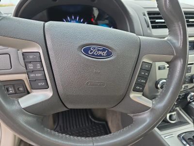 2011 Ford Fusion — photo 19 view