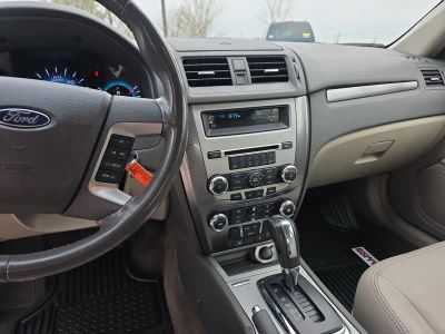 2011 Ford Fusion — photo 13 view
