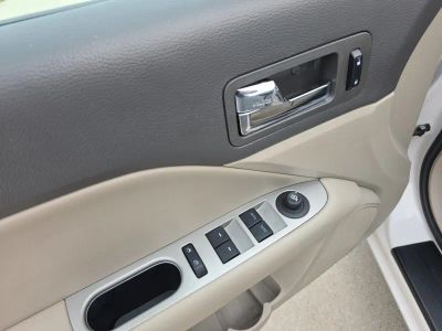 2011 Ford Fusion — photo 20 view