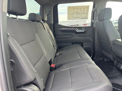 2026 Chevrolet Silverado 1500 — photo 18 view