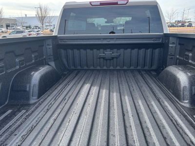 2026 Chevrolet Silverado 1500 — photo 17 view