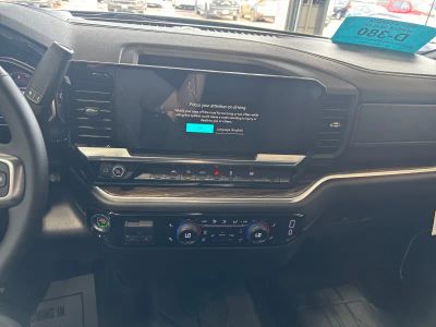 2026 Chevrolet Silverado 1500 — photo 12 view