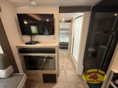 2024 Forest River RV Salem Cruise Lite — photo 11 view