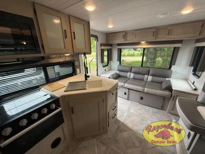 2024 Forest River RV Salem Cruise Lite — photo 13 view