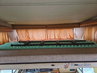 1989 Fleetwood RV Tioga — photo 13 view