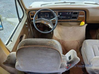 1989 Fleetwood RV Tioga — photo 11 view