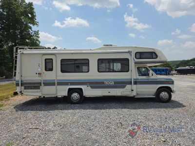 1989 Fleetwood RV Tioga — photo 9 view