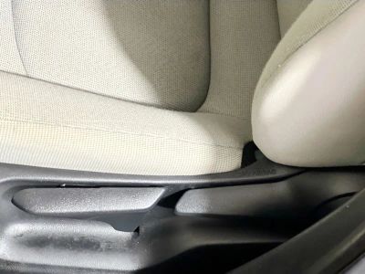 2020 Toyota Corolla — photo 13 view