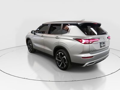 2024 Mitsubishi Outlander - Photo 5