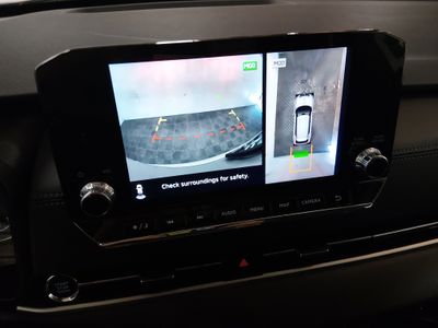 2024 Mitsubishi Outlander - Photo 16