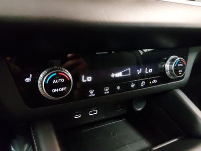 2024 Mitsubishi Outlander - Photo 19