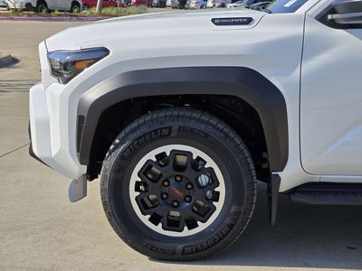 2026 Toyota 4Runner i-FORCE MAX - Photo 6