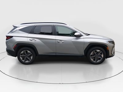 2025 Hyundai Tucson — photo 8 view