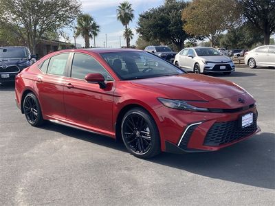 2026 Toyota Camry - Photo 3