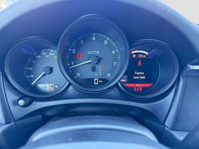 2024 Porsche Macan — photo 40 view