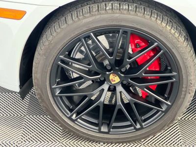 2024 Porsche Macan — photo 11 view