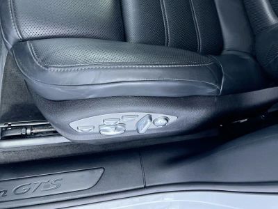 2024 Porsche Macan — photo 13 view