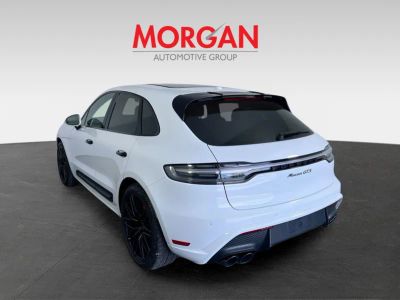 2024 Porsche Macan — detail view