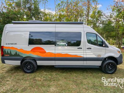 2026 OUTSIDE VAN — photo 21 view