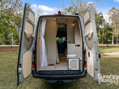 2026 OUTSIDE VAN — photo 9 view