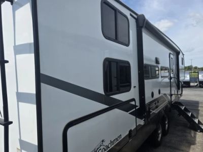 2022 Coachmen Chaparral Lite - Photo 4