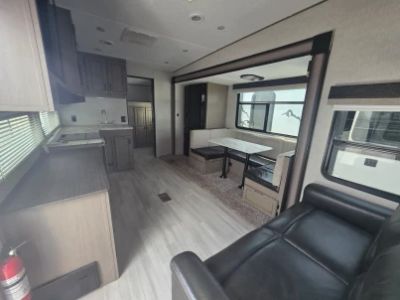2022 Coachmen Chaparral Lite - Photo 8