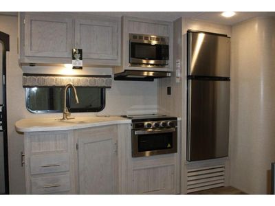2022 Coachmen Catalina Legacy - Photo 8