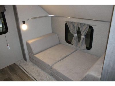 2022 Coachmen Catalina Legacy - Photo 10