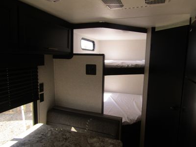 2022 Forest River Cherokee Grey Wolf - Photo 12