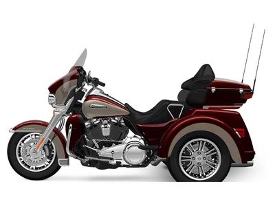 2018 Harley-Davidson Tri Glide Ultra - Photo 2