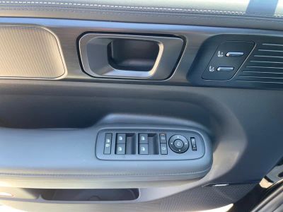2026 Hyundai Santa Fe Hybrid — photo 13 view