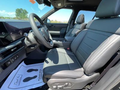2026 Hyundai Santa Fe Hybrid — photo 10 view