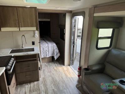 2022 Grand Design Imagine XLS — photo 14 view