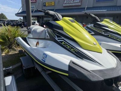 2020 Yamaha VX-C — front three-quarter view