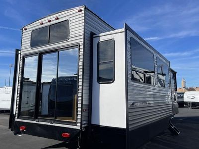 2026 Coachmen RV Catalina Destination Series - Photo 9