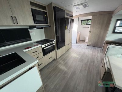 2026 Grand Design Imagine - Photo 10