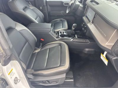 2026 Ford Bronco — photo 13 view