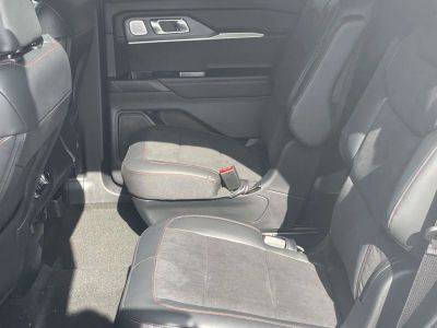 2026 Ford Explorer — photo 11 view