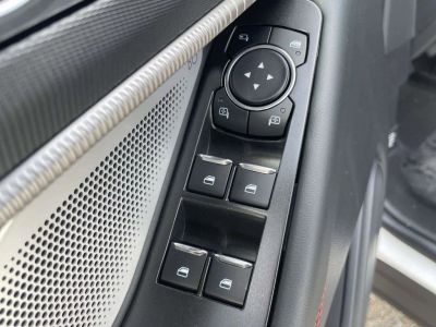 2026 Ford Explorer — photo 14 view