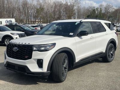 2026 Ford Explorer — photo 7 view